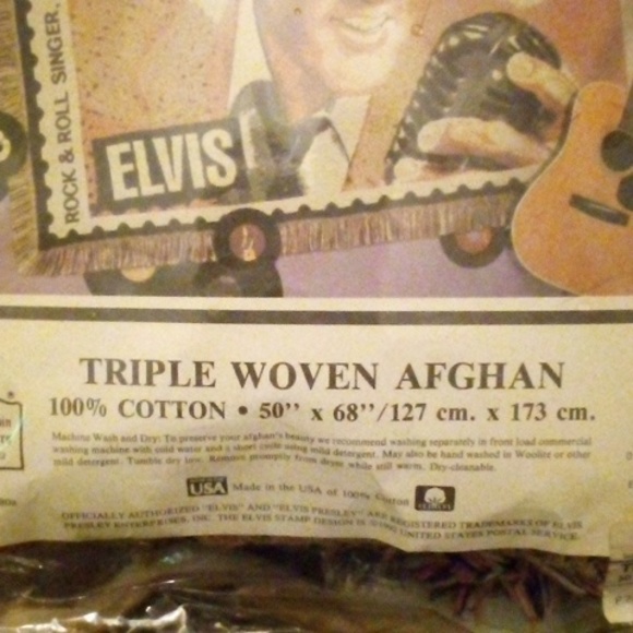 Elvis Presley afghan pattern based on stamp of Elvis published in 1992 by USPS - Picture 3 of 4